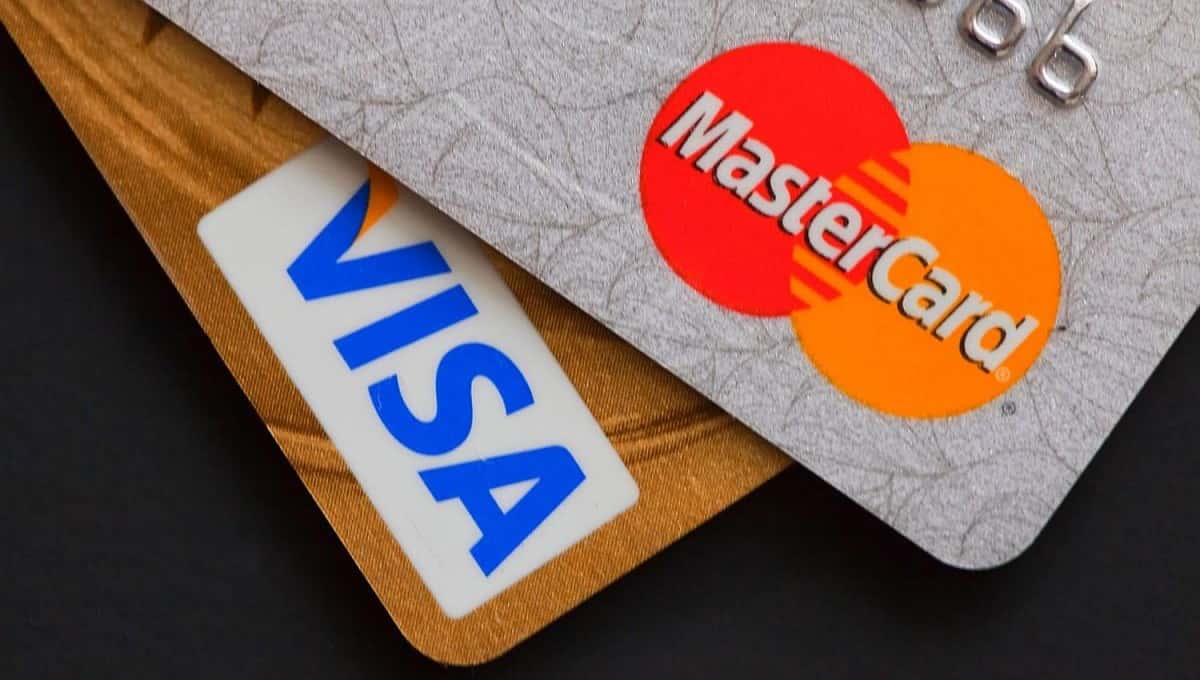 Россию могут отключить от систем Visa и MasterCard