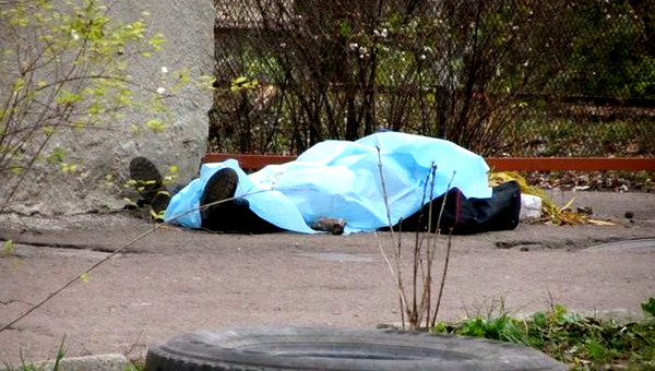 В Серпухове мужчина скончался посреди улицы на глазах у жены