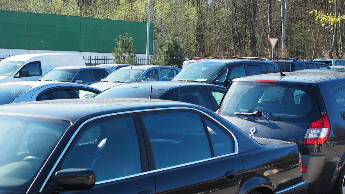 Обвал или рост? Ситуация на российском автомобильном рынке
