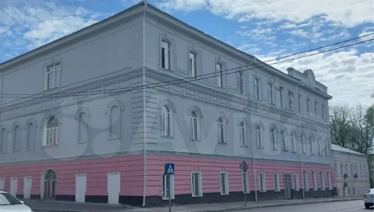 В Серпухове историческое здание гимназии вновь выставили на продажу