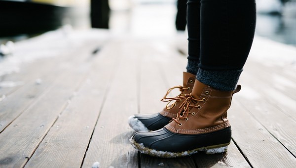 Ноги не замёрзнут даже в сильные морозы: простейший способ утеплить абсолютно любую обувь