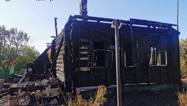 Двое детей и две бабушки погибли в пожаре в Подмосковье