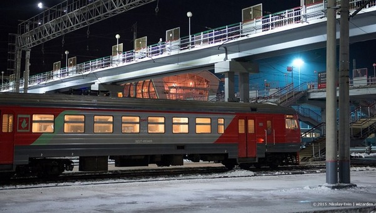 В двух подмосковных городах подростки попали под поезд