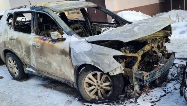 В Москве подожгли машину бедного подмосковного депутата 