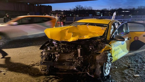 Пьяный водитель устроил смертельное ДТП с такси