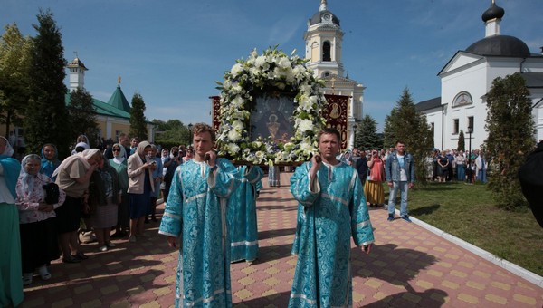 Праздничную литургию отслужат в Серпухове 18 мая 