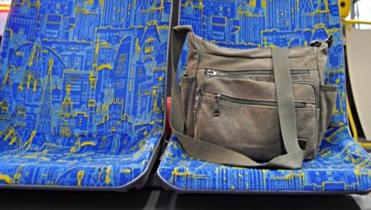 Пассажиры общественного транспорта в ответе за свой багаж. Особенно негабаритный