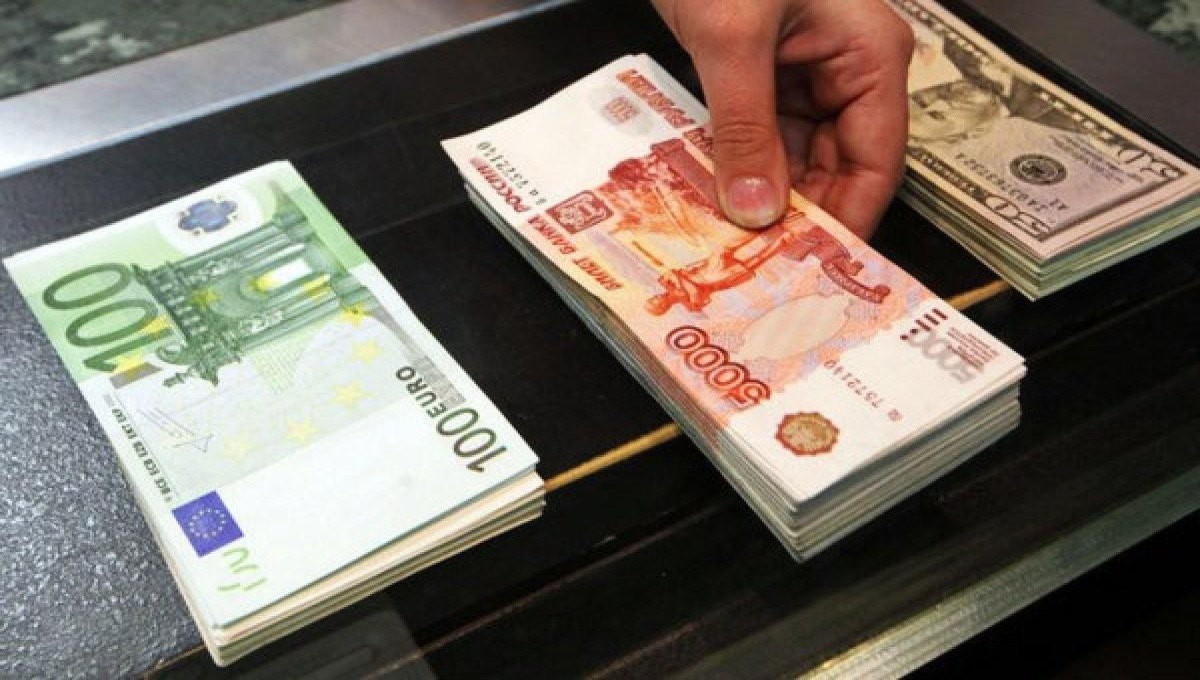 Накопления в рублях стали надёжнее, чем в валюте