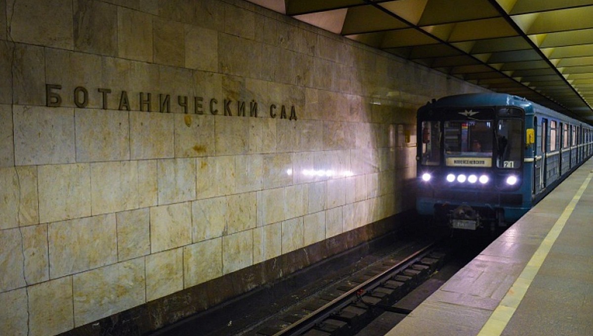 Утром 2-го марта два человека упали под поезд в московском метро