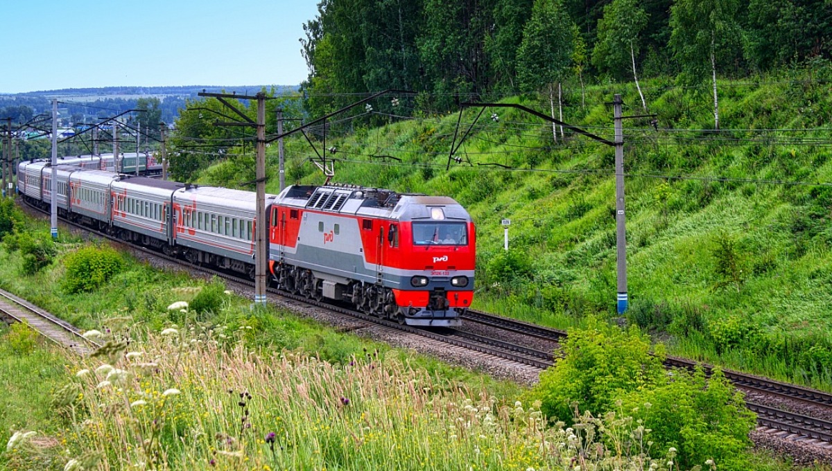 Российские железные дороги увеличили на сентябрь количество поездов
