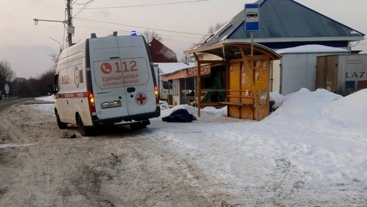 Труп мужчины найден на подмосковной остановке