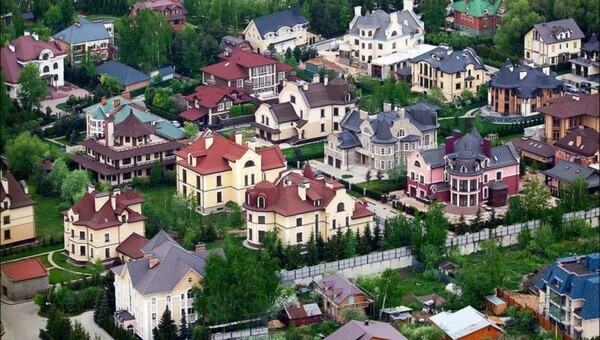 Самые дорогие частные дома находятся в Москве и Сочи