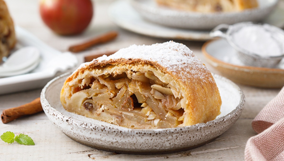 В Австрии готовят яблочный штрудель только так: рецепт вкуснейшего десерта 