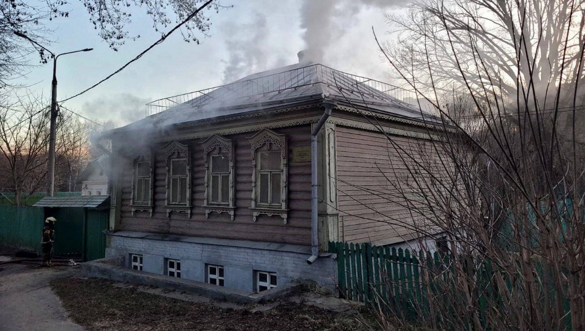 В Подмосковье сгорело фондохранилище мемориального музея Ленина