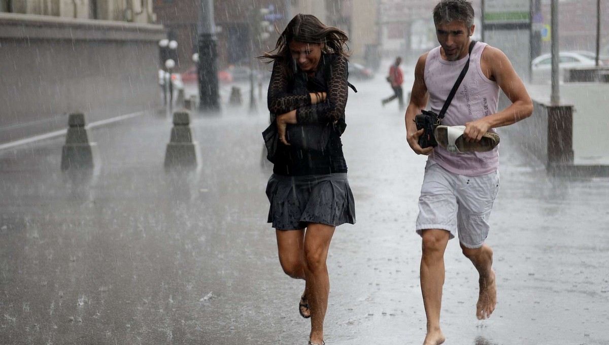 Не забудьте зонт: столичный регион накроет проливным дождём
