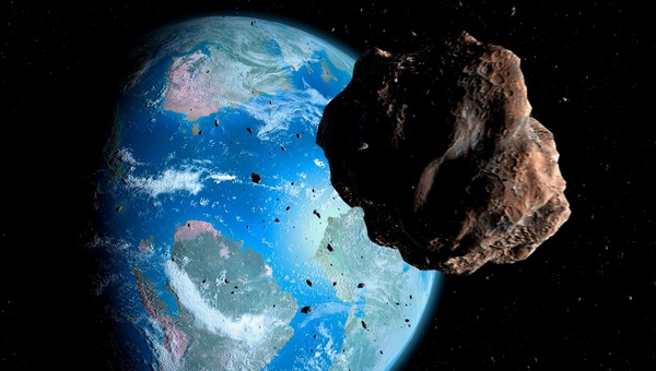Россиян предупредили о сближении опасного астероида с Землёй