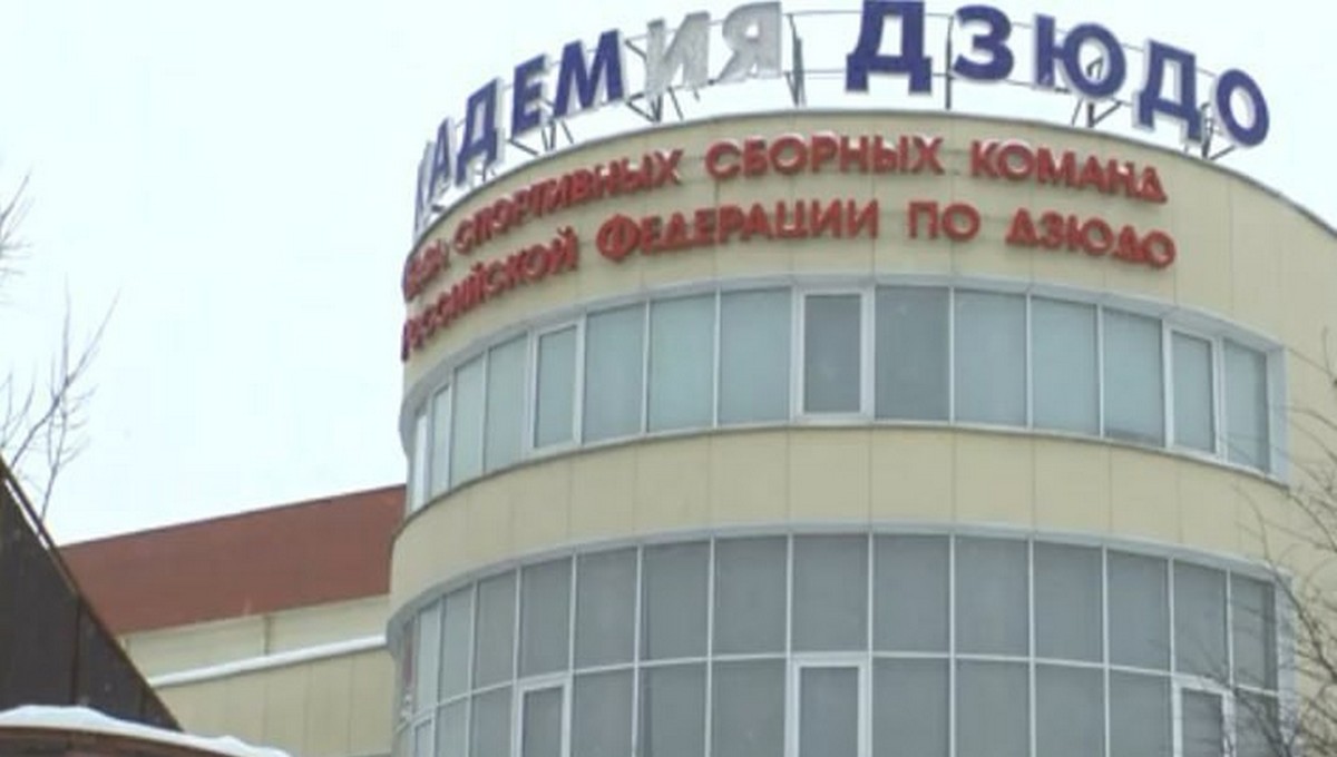 Юный житель Подмосковья погиб, упав с крыши «Академии дзюдо»