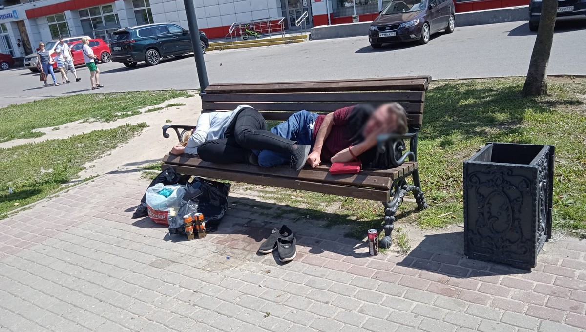 Серпуховские скамейки — не место для хмельного сна