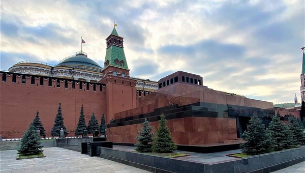 Сумасброд покушался на одну из главных достопримечательностей Красной площади