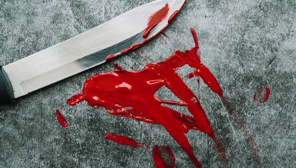 В Серпухове мужчина пробрался к возлюбленной через балкон и ранил ножом в шею