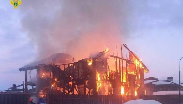 Целая семья сгорела в особняке в Новой Москве