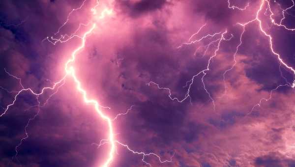 Молния мгновенно убила мужчину в Подмосковье