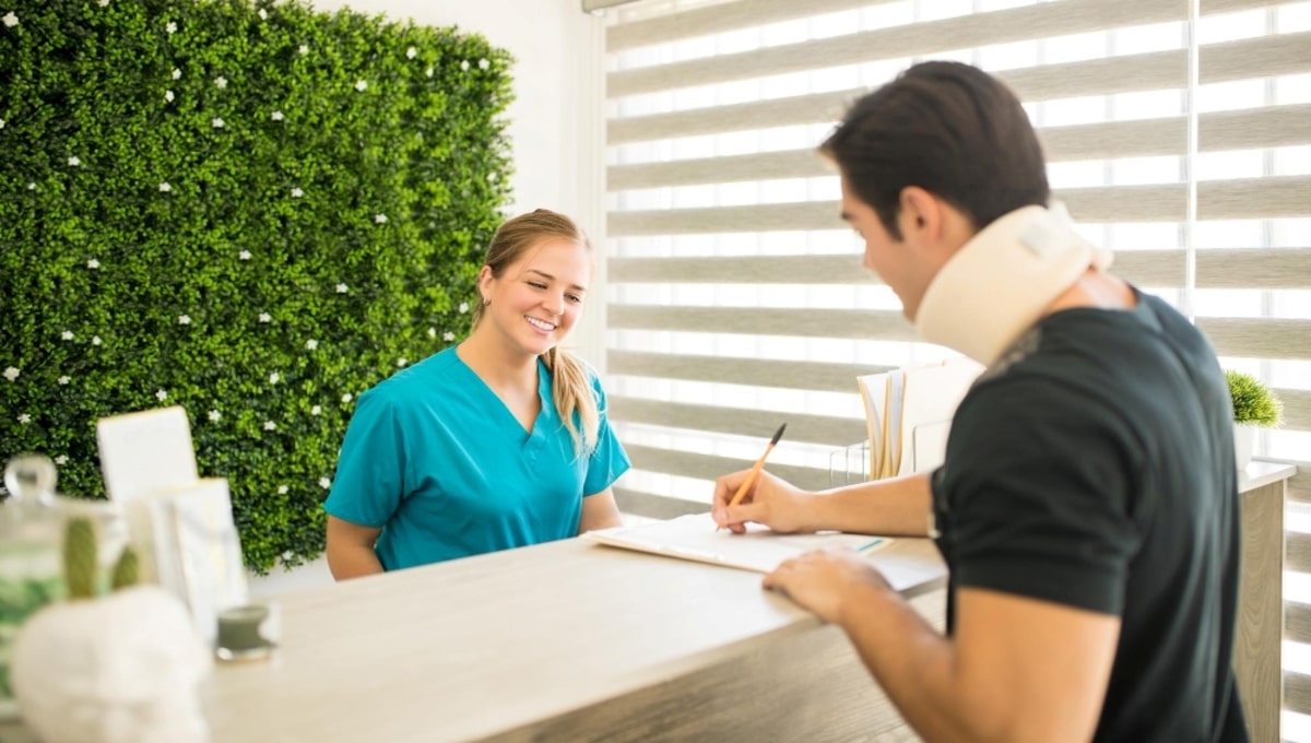 Как лечиться в платных клиниках бесплатно