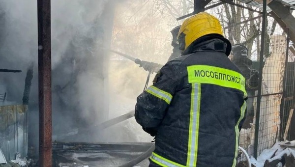 Шесть человек погибли в огне в Подмосковье за сутки