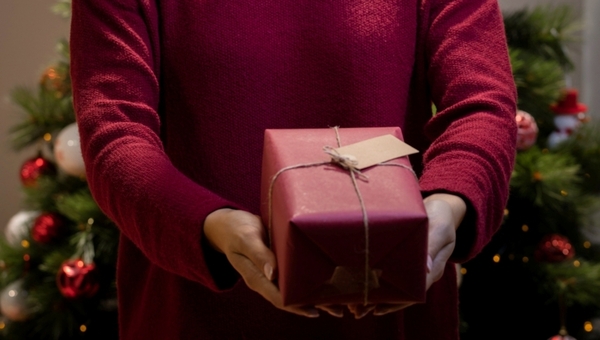 Эти подарки не следует дарить на год Огненной лошади — не принесут удачи