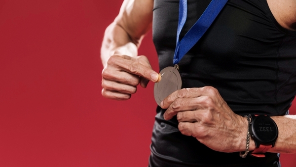 Жители Серпухова на «Госуслугах» голосуют за лучших спортсменов для Аллеи Славы