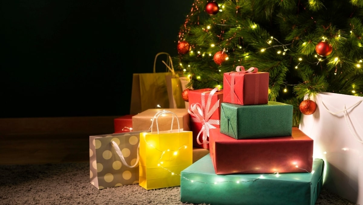 Идеи 20 новогодних подарков до 1000 рублей
