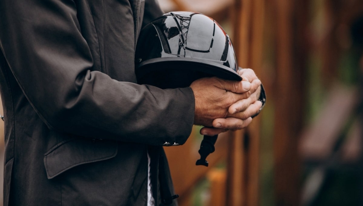 Мигрантам без российского гражданства полностью запретили работать в этих сферах в Подмосковье