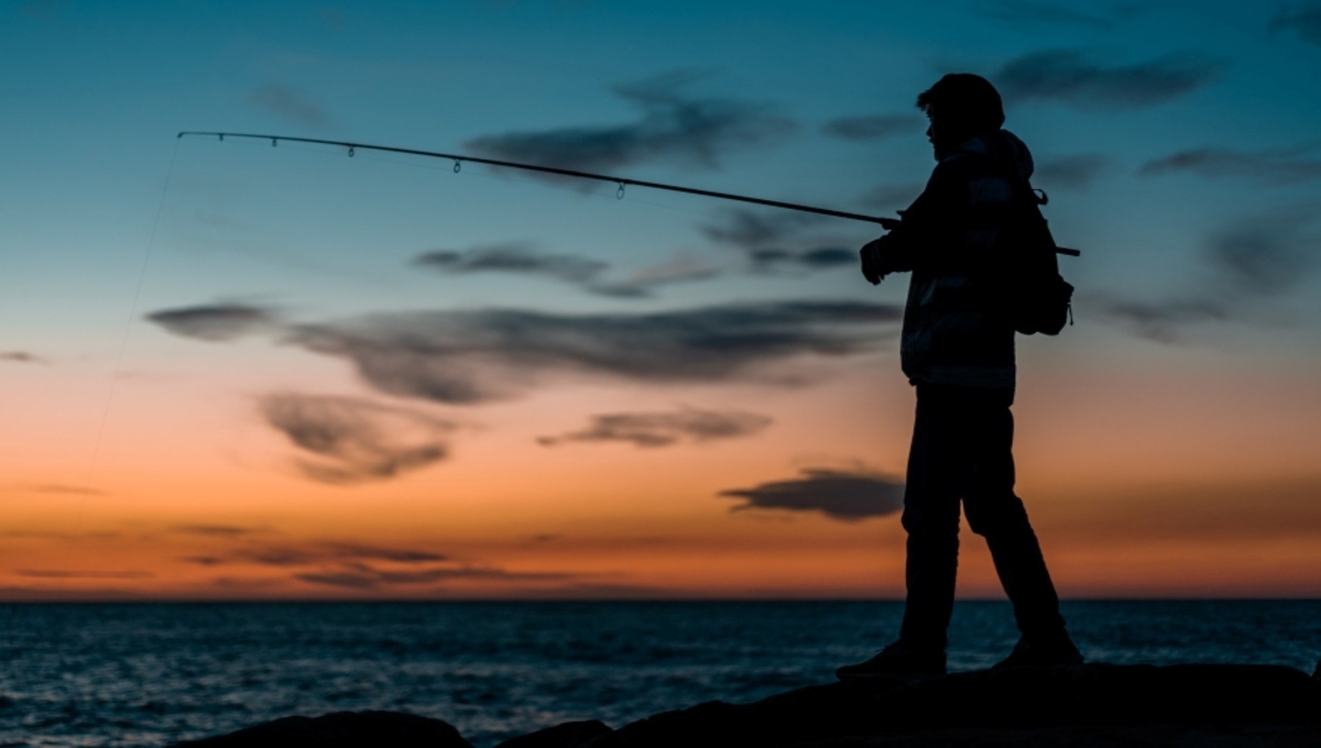 Мужчина поймал в Оке на территории Подмосковья роскошную редкую рыбу