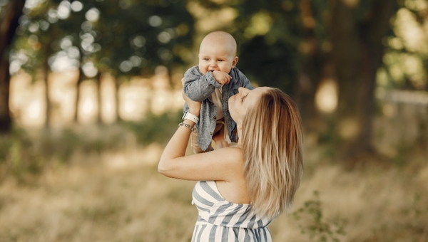Не только Михаил. Новые имена для мальчиков вырываются в топы в России