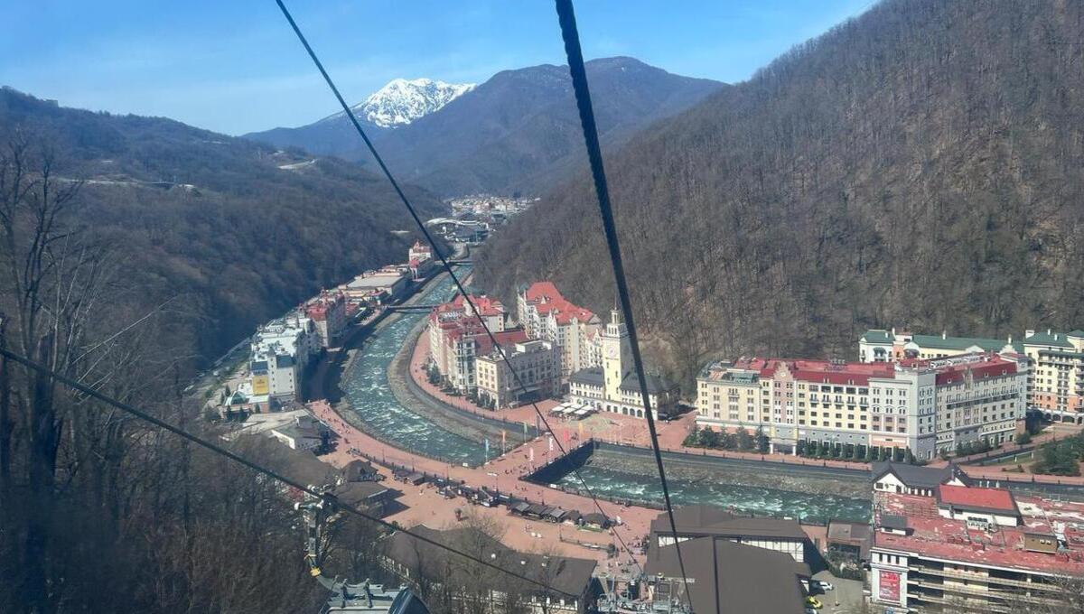 В горах Сочи туристы увидели и сфотографировали известного с 1780 года призрака