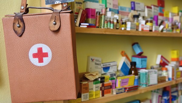 Вы всю жизнь хранили лекарства неправильно — эксперт назвала неподходящие места