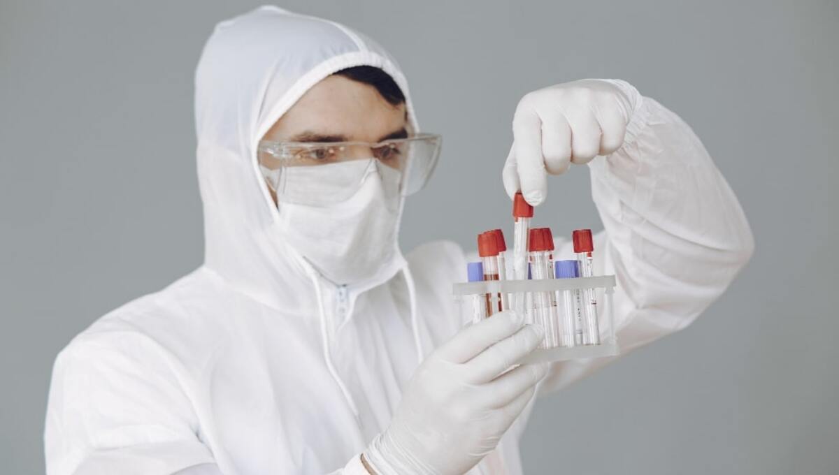 Самый долгий в мире случай коронавируса зафиксировали у женщины из Калуги