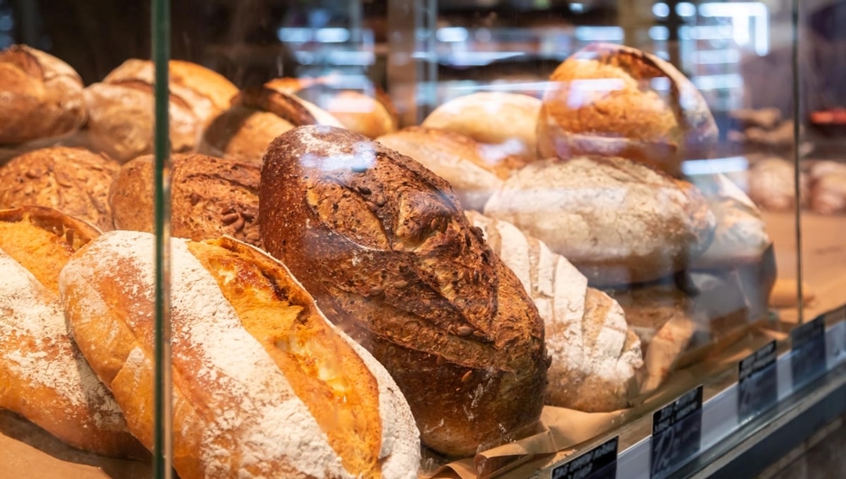 Жители Подмосковья стали скупать в магазинах такой хлеб