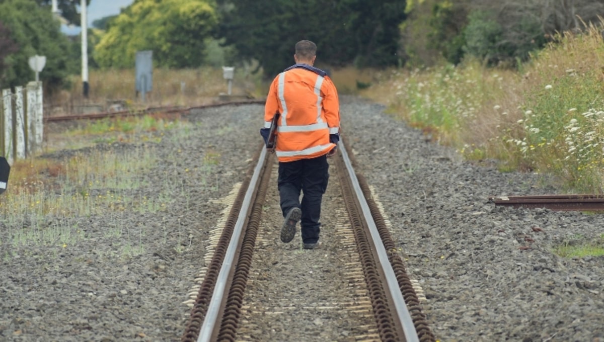 В Подмосковье перекроют для автомобилей два ж/д переезда
