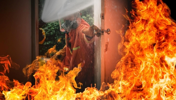 Дачник сгорел в своём домике в Подмосковье