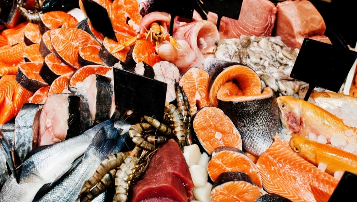 В Подмосковье уничтожили тонны рыбы и красной икры