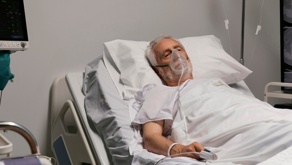 Треть летальных исходов: грибок, поражающий мозг человека, расползается по миру