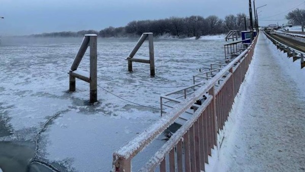 Эти мосты в Подмосковье в опасности из-за большого количества снега и льда