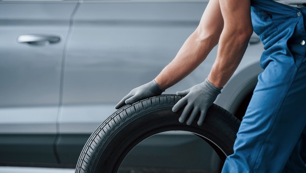 Сколько будет стоить «переобуть» машину весной-2026?