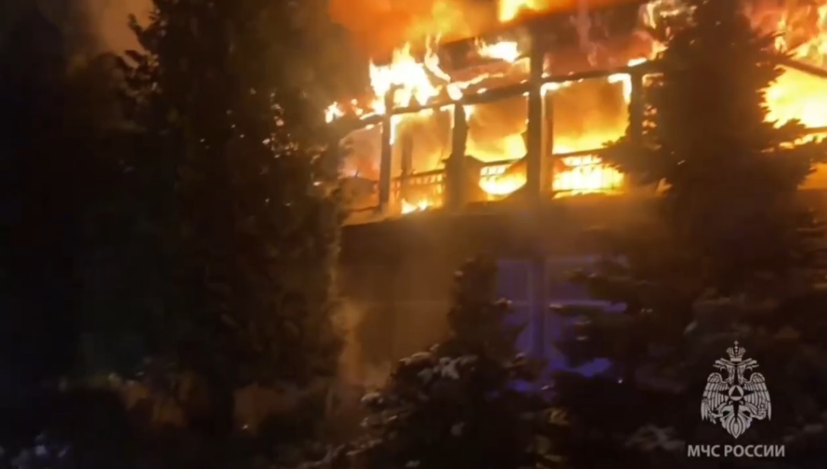 Популярный загородный ресторан сгорел в Подмосковье