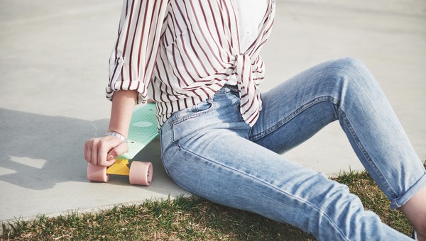 Стилист Лисовец: модель брюк из 70-х вновь стала последним писком моды