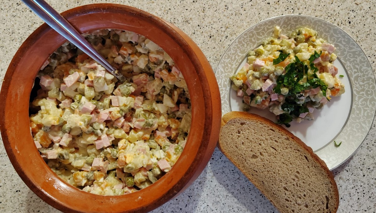 Во сколько обойдутся 4 порции оливье к Новому году?