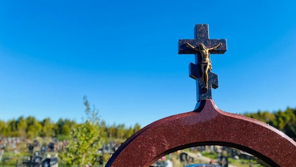 Как правильно помянуть усопших на Радоницу