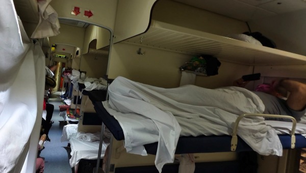 Три человека пострадали при возгорании поезда на Ярославском вокзале