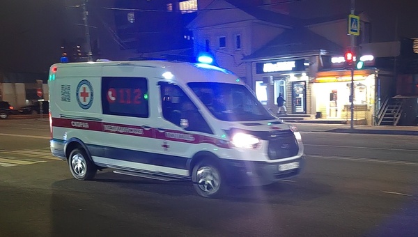 Женщина страшно погибла, попав под две машины в Подмосковье